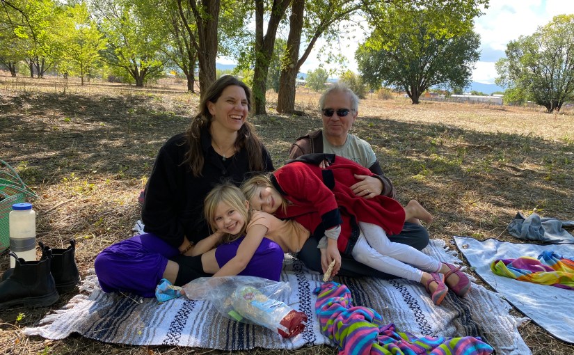 Families Meditate Together&nbsp;Column