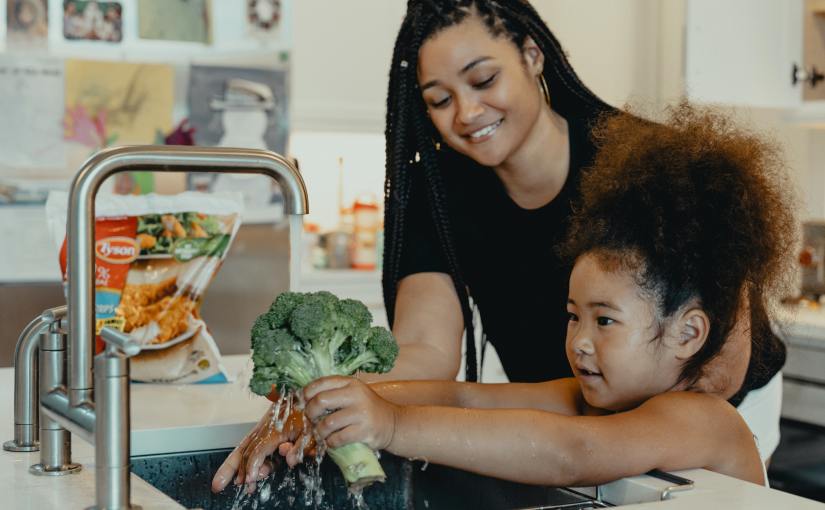 Families Meditate Together